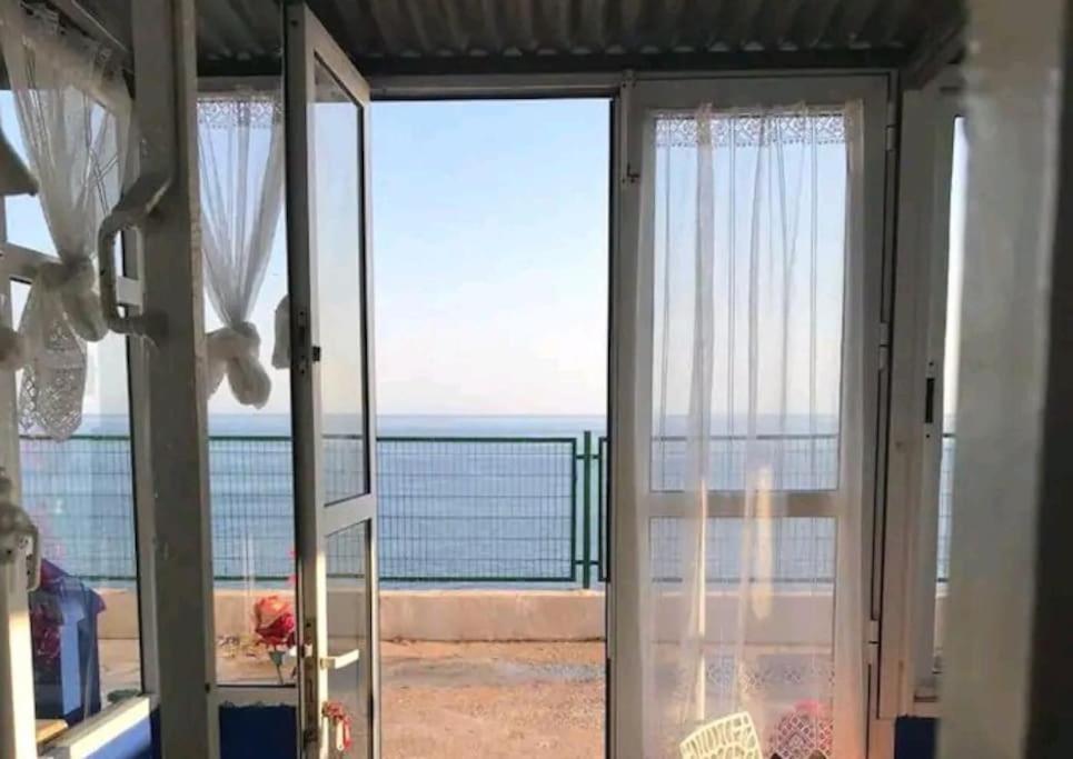The Beach Hut With Lazy Spa Adra Exterior foto